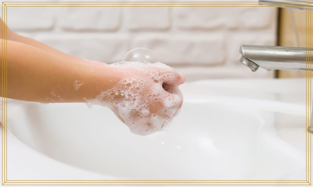 kid washing hands